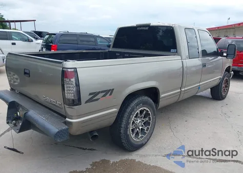 1998 Chevrolet K1500 Fleetside z USA, uszkodzony, nr VIN 2GCEK19R9W1253869